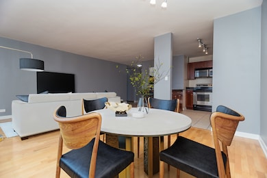 Park Place Tower unit 1808, Chicago, IL 60613 - photo 7