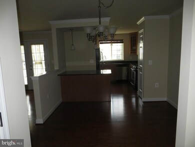 4189 S Four Mile Run Dr unit 404, Arlington, VA 22204 - photo 7