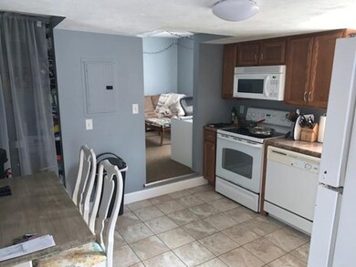 13 Porter St unit 2, Woburn, MA 01801 - photo 6