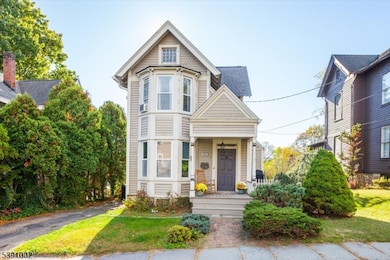 403 W Plane St, Hackettstown, NJ 07840 - photo 3