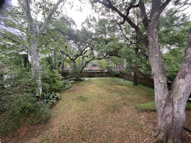 842 Riedel Dr, Houston, TX 77024 - photo 3