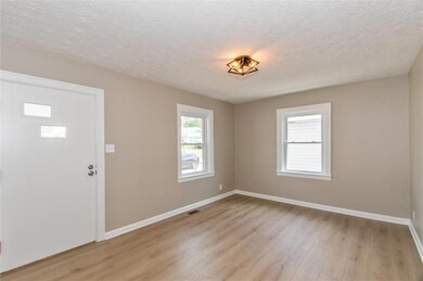 114 N 4th Ave, Beech Grove, IN 46107 - photo 5