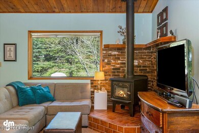 05-Living Room-ELKO4390