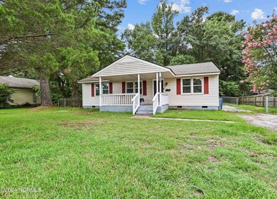 407 Henderson Dr, Jacksonville, NC 28540 - photo 3