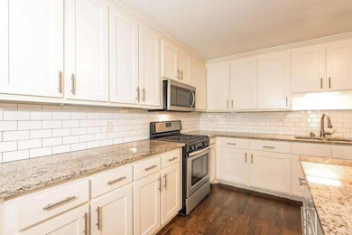 7127 Riverside Dr NW, Atlanta, GA 30328 - photo 3