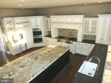 1044 Azlen Ln, Chalfont, PA 18914 - photo 5