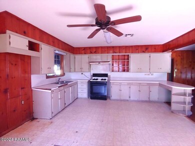 2 Kitchen