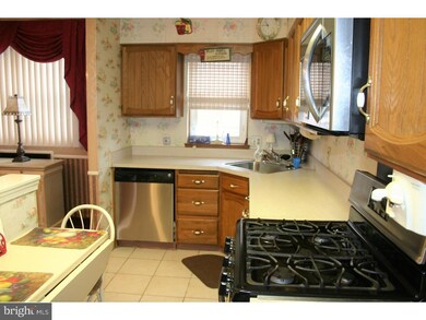 4329 Oakmont St, Philadelphia, PA 19136 - photo 7