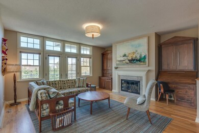 18418 Dunecrest Dr 7 New-large-010-29-Li