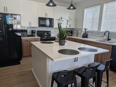 4690 W Miramonte Way #15 Way, Salt Lake City, UT 84118 - photo 3