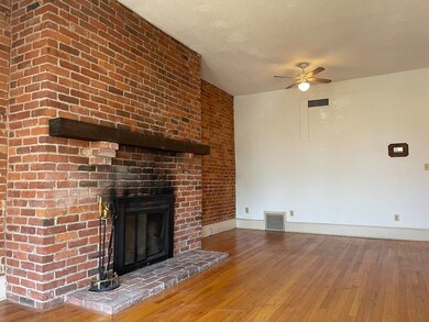 70 Temple St unit 3, Springfield, MA 01105 - photo 4