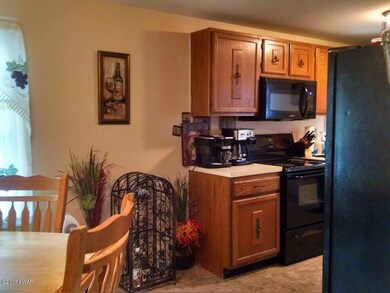 109 Primrose Ln, Milford, PA 18337 - photo 6