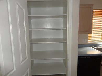 8520 W Palm Ln unit 1105, Phoenix, AZ 85037 - photo 5