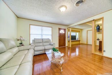 807 N Edison St, Fredericksburg, TX 78624 - photo 3