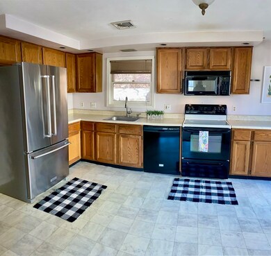 28 Orono St, Worcester, MA 01606 - photo 7