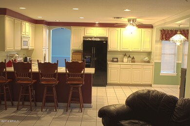 Kitchen (MLS)