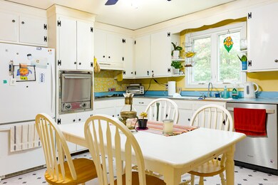 107 Tuthill St, West Haven, CT 06516 - photo 7