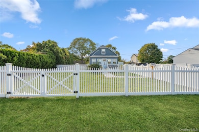 48 Farmers Ave, Lindenhurst, NY 11757 - photo 2