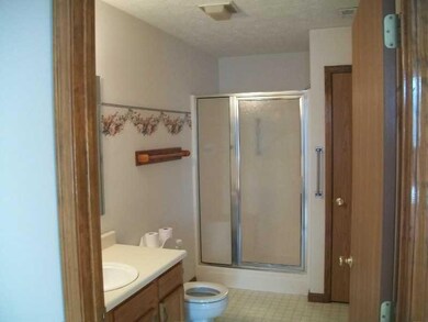 1057 Ina Cir, Franklin, IN 46131 - photo 3