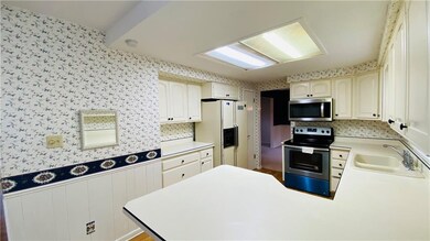 1830 NW 80th Ct, Clive, IA 50325 - photo 5