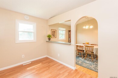 31 Michigan Ave, Rensselaer, NY 12144 - photo 3