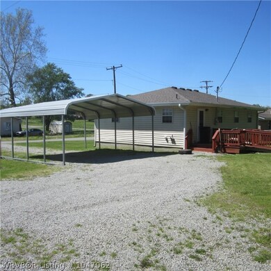 802 NE 4th St, Stigler, OK 74462 - photo 3