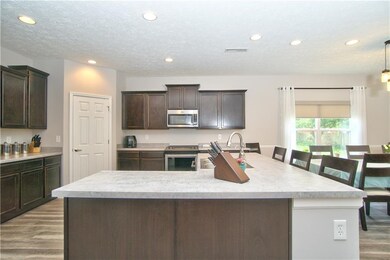 126 Mission Terrace Dr, Whiteland, IN 46184 - photo 6