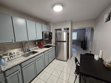 1117 NE 17th Way unit 1-3, Fort Lauderdale, FL 33304 - photo 5