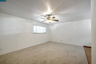 1815 Fremont Ct unit 4, Davis, CA 95618 - photo 6