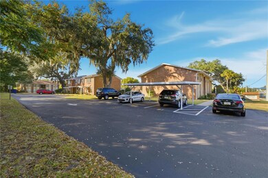 701 Perkins St unit 103, Leesburg, FL 34748 - photo 4
