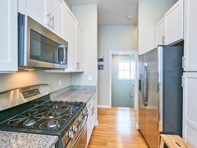 82 High St unit 82, Newton, MA 02464 - photo 4