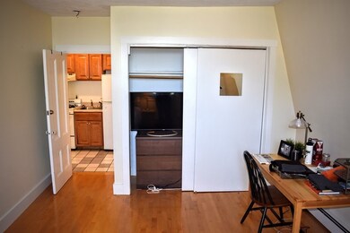 100 Upland Rd unit 100, Cambridge, MA 02140 - photo 5