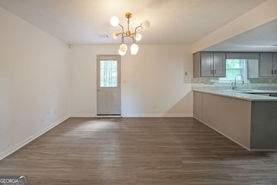 7156 Whitfield Dr, Riverdale, GA 30296 - photo 6