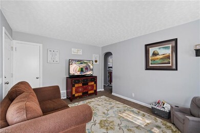 1259 Clarendon Ave SW, Canton, OH 44710 - photo 4