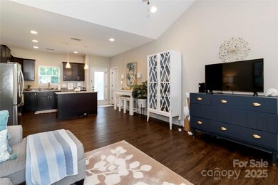 117 Franklin St, Clover, SC 29710 - photo 7