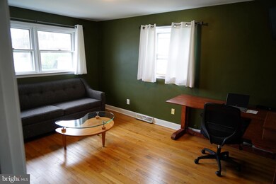 519 Lenore Place, Reading, PA 19609 - photo 5