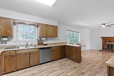 16-Cloverdale Loop-21