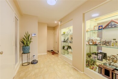 4902 Saratoga Blvd unit 1, Corpus Christi, TX 78413 - photo 4