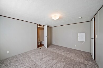 123 Country Oaks St unit 6, Brazoria, TX 77422 - photo 5