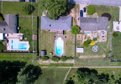 7977 Marywood Dr, Newburgh, IN 47630 - photo 2