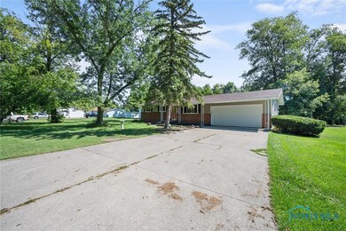 783 Nottingham Dr, Genoa, OH 43430 - photo 4
