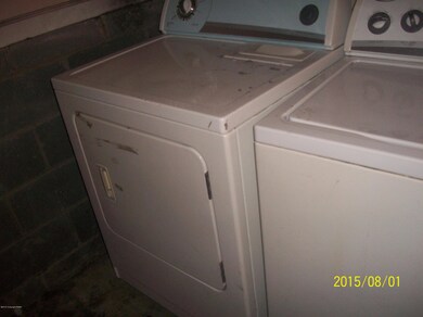 9669 Stony Hollow Dr, Tobyhanna, PA 18466 - photo 7