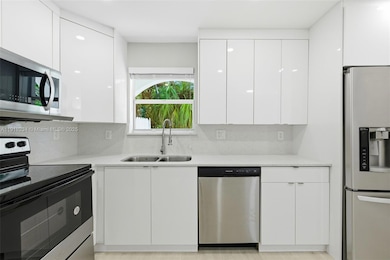 11939 SW 218th St unit 1, Miami, FL 33170 - photo 6