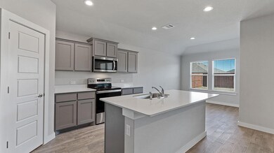 1404 Jackdaw Rd, Denton, TX 76205 - photo 4