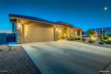 2752 S Royal Wood Cir, Mesa, AZ 85209 - photo 4