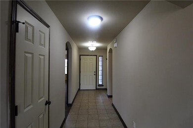 4402 Hawk Owl Dr, Norman, OK 73072 - photo 2