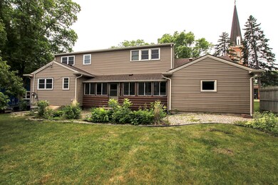 907 14th St E, Glencoe, MN 55336 - photo 3