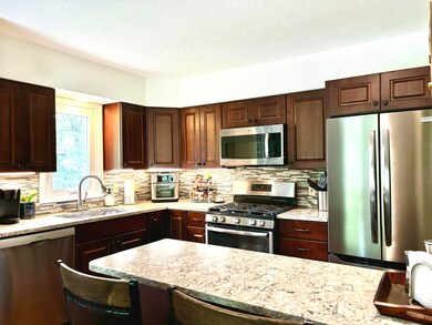 2 Barley Field Place, Rutland, VT 05701 - photo 2