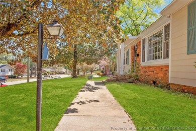 2611 Huntington Rd, Fayetteville, NC 28303 - photo 4