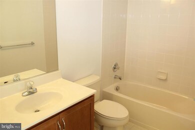 42832 Sykes Terrace, Chantilly, VA 20152 - photo 4